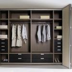 Шкафы-купе: особенности выбора для разных комнат